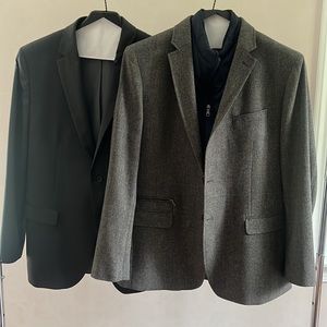 2 men’s sport coats